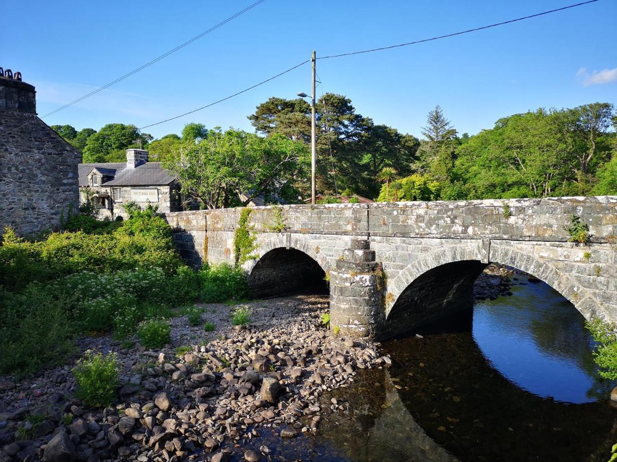 Y Bwthyn Llanbedr (Gwynedd) Exterior foto